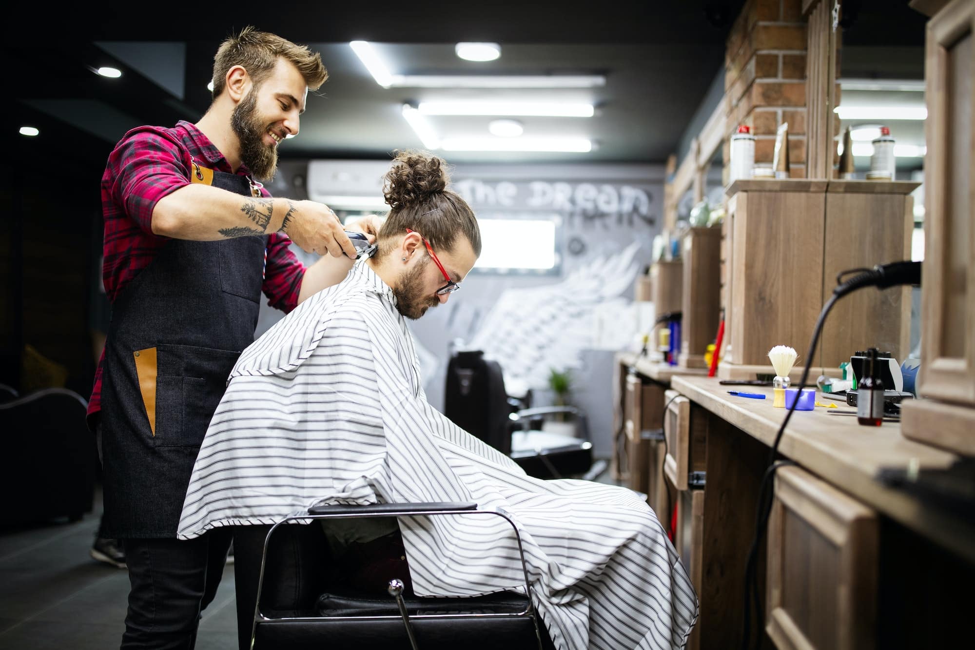 Bien choisir le fauteuil de son salon de coiffure