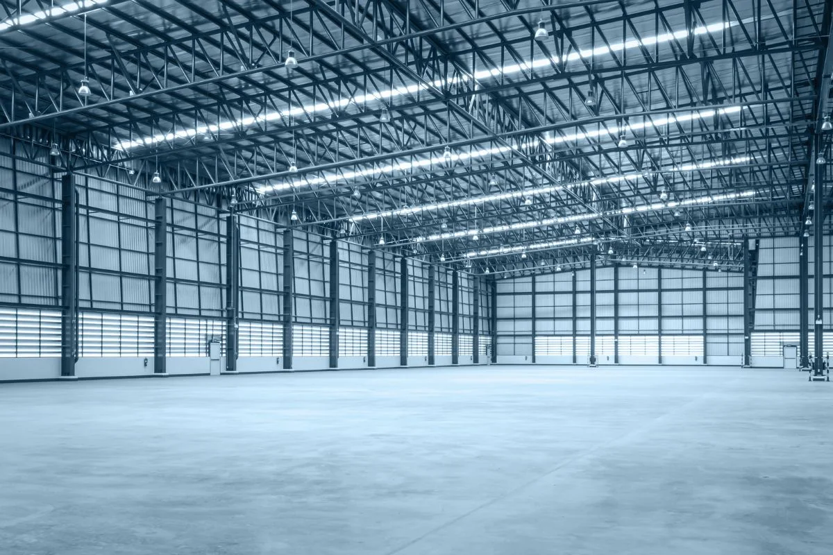 recherche bâtiment logistique Mans